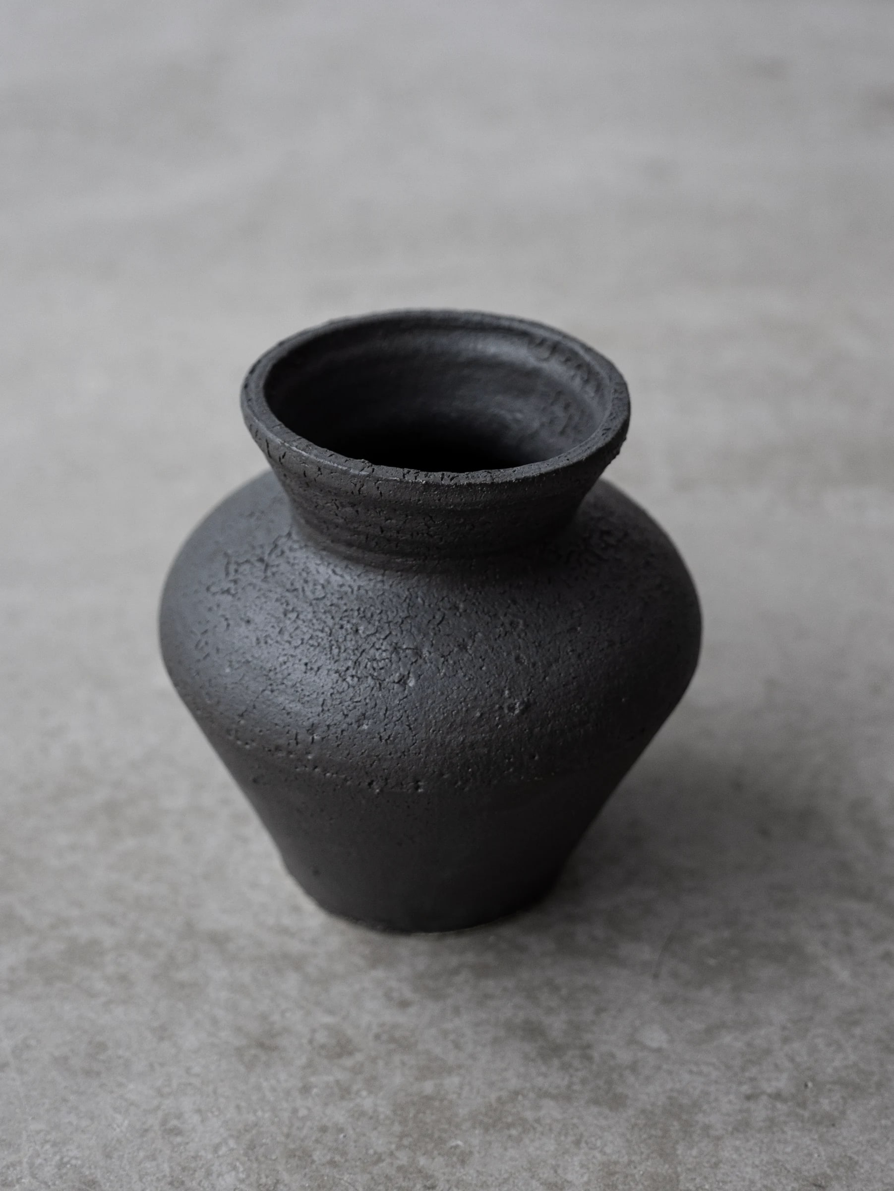 Black collection, vasija negra