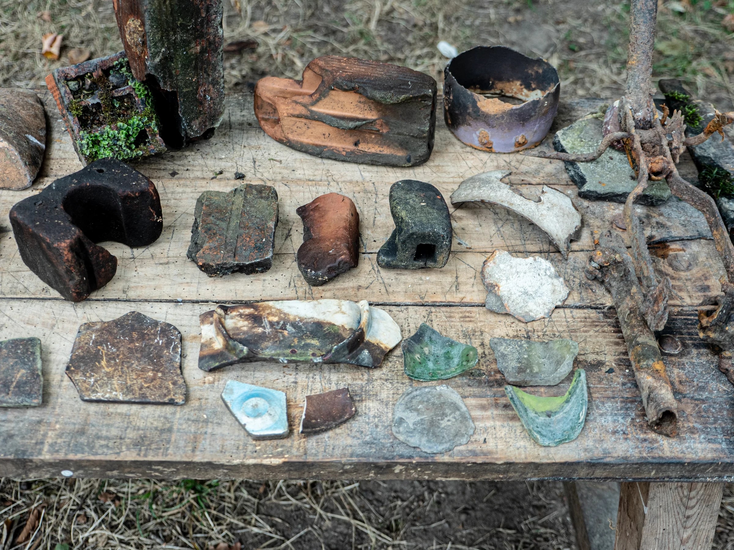 Trabajo de campo, recolección y observación material de Brenda Ranieri, registro 04