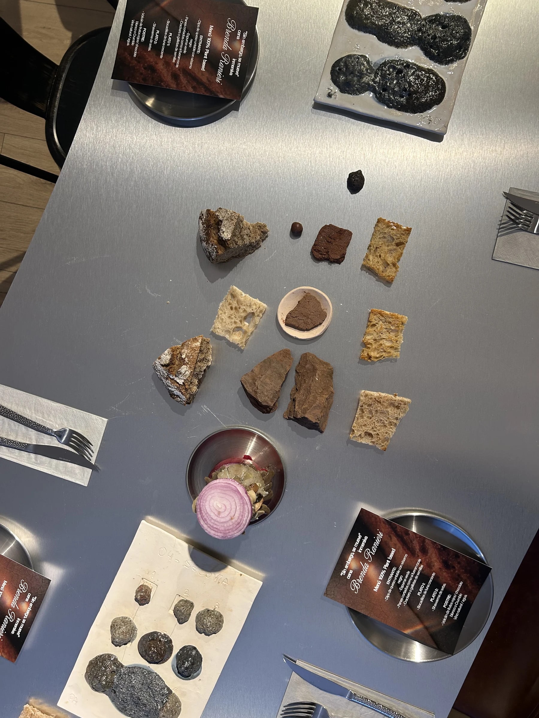 Conjunto de biocerámicas y pruebas de superficie